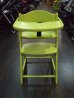 画像2: ☆大和屋マテルナ テーブル＆ガード 付き（黄緑）　ベビーハイチェア　 CH-601 (2)