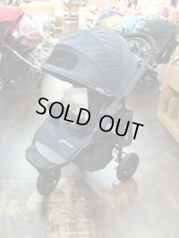  ☆　エアーバギー　ココ（紺）（美品）ブレーキ付き　ベビーカー　Ｂ-1410