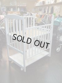☆  カトージ　ハイタイプ　ツーオープン （白）（美品）ミニベビーベッド  BB-774