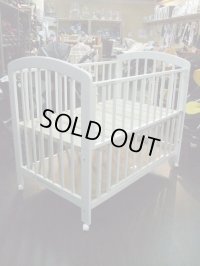 ☆  カトージ （白）（美品）ベビーベッド　 BB-805