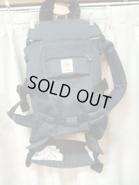 ☆　エルゴベビー　ベビーキャリア3ポジションADAPT（メッシュ・黒）抱っこひも　☆ D-702