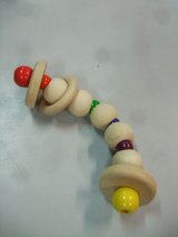☆　シャーフハロー  おしゃぶり木製　おもちゃ  Ｏ-4348