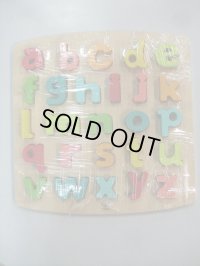 ☆ Hape　木製アルファベットパズル（小文字）　おもちゃ Ｏ-4573
