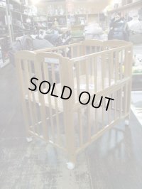 ☆ カトージ（ナチュラル）折りたたみ（美品）ミニべビーベッド BB-1269