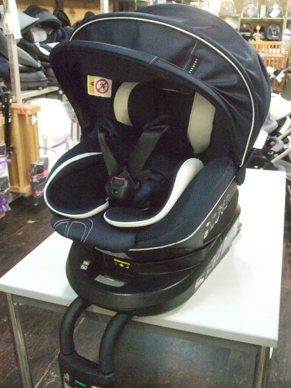 画像1: ☆エールベベ・クルット 5i グランス isofix（紺）チャイルドシート　☆ C-2321