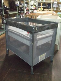 ☆ アップリカ　ココネルプラス（グレーA）（美品）ベビーベッドBB-1288