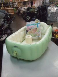 ☆リッチェルふかふか ベビーバス プラス（緑）（美品）BA-977