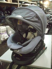 ☆エールベベ・クルット 5i プレミアム isofix（グレ－ラテ）チャイルドシート☆ C-2384