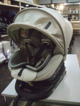 ☆エールベベ・クルット 5i グランス isofix（グラングレージュ）チャイルドシート☆ C-2385