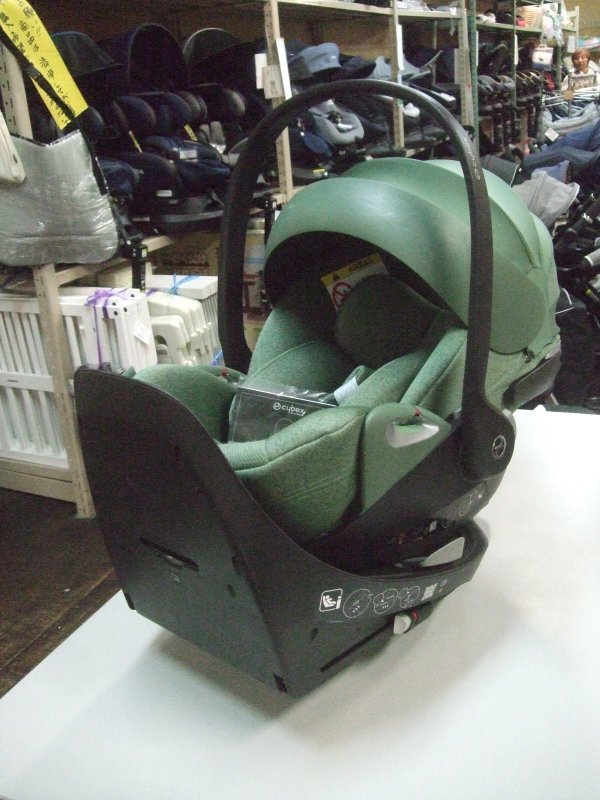 画像1: ☆サイベックス　クラウド T i-Size + ベース T（美品）チャイルドシート☆ C-2451 