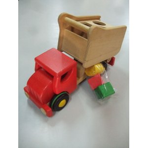 画像: ☆バヨ　木のトラックかたちあわせ　おもちゃ Ｏ-4553