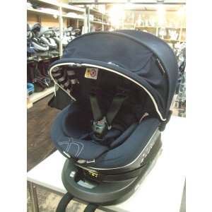 画像: ☆エール ベベ・クルット 5 Oui isofix（紺）チャイルドシート☆ C-2380